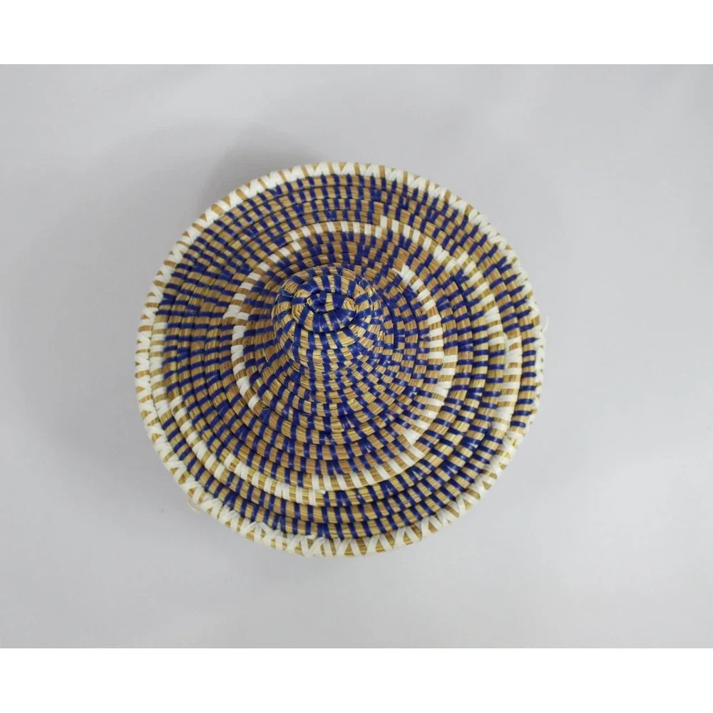 African‎ Hand Woven Seagrass Lidded Basket Blue & White 8